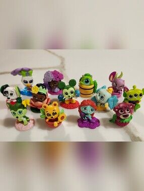 Disney Doorables In Full Bloom Lot of 13 Figures Pixar Characters Collectible